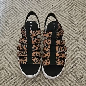 TOMS Toffee Leopard Fisherman Lug Platform Sandals